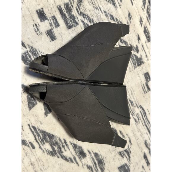 Eileen Fisher Women's Gray Sling Back Open Toe Wedge Sandals SZ 9.5 - Picture 2 of 11